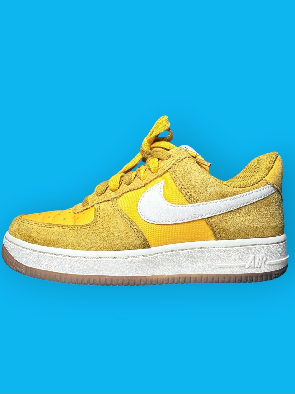 Nike Air Force 1 ’07 SE First Use University Gold Gum Women’s 6.5